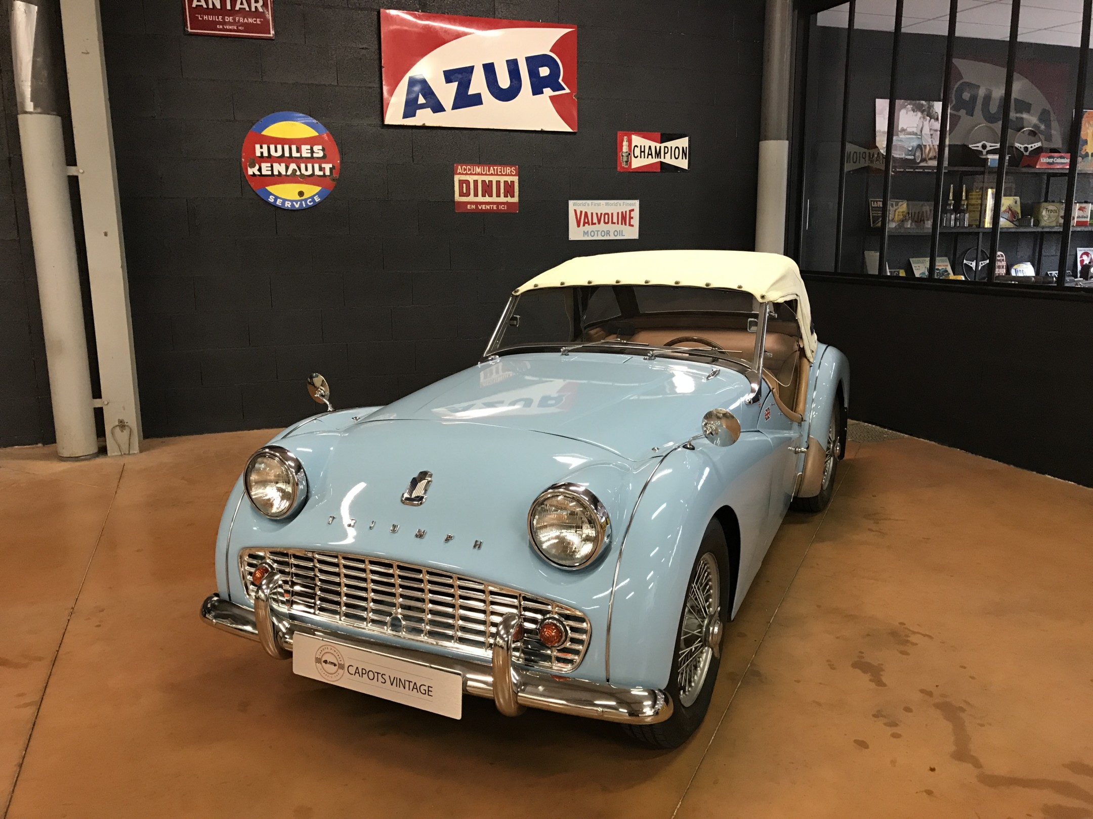 Triumph TR3 B | Voiture De Collection Capots Vintage