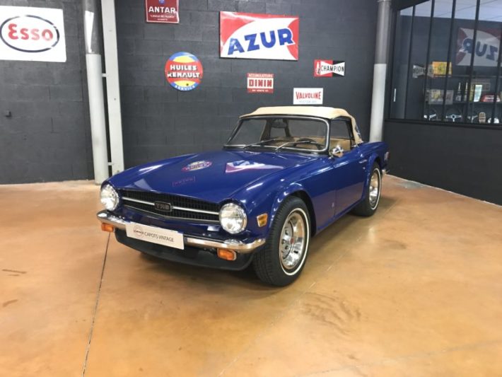 Triumph TR6 Blue – Avant