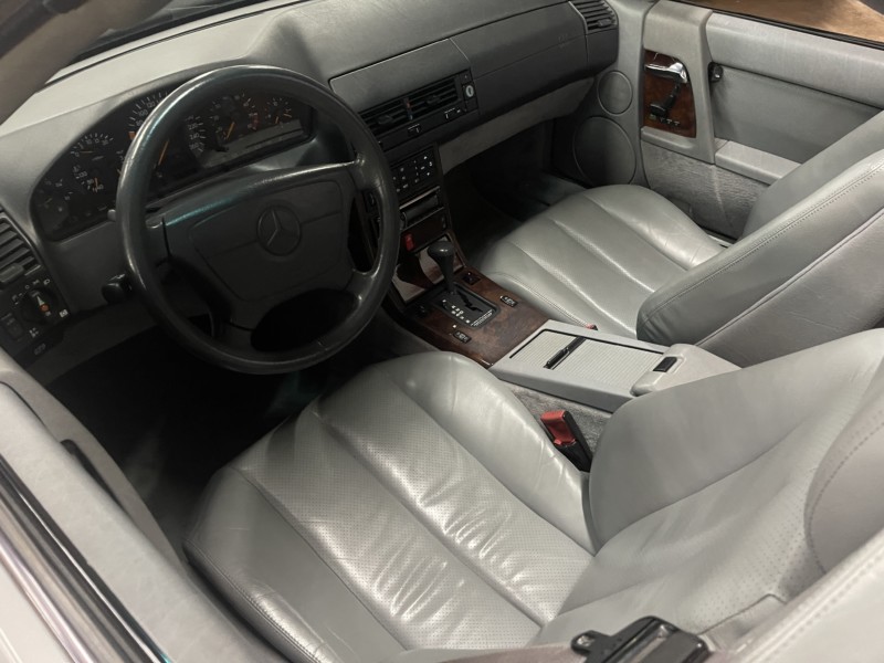 Mercedes 300SL-24 – Intérieur 6