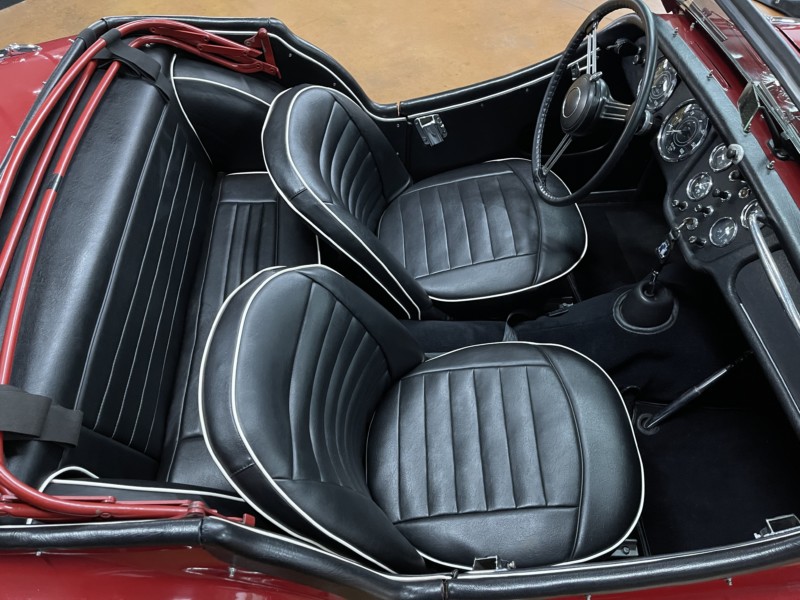 Triumph TR3A Roadster Overdrive – Intérieur 7