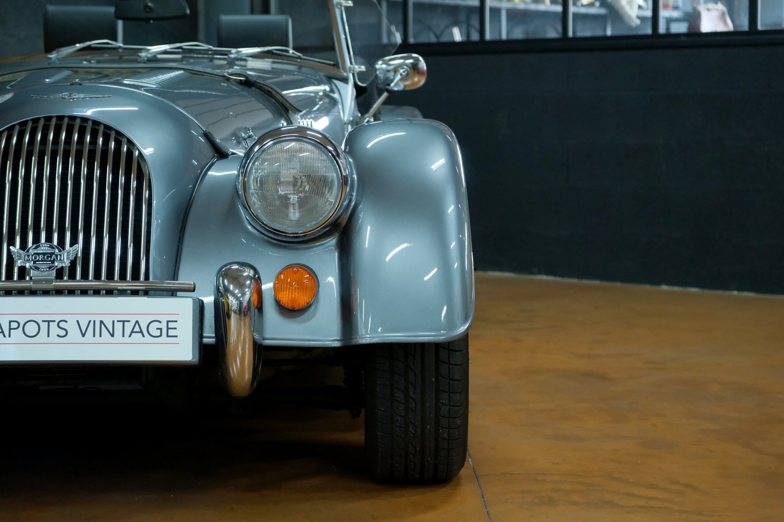 MORGAN PLUS 4 STINGRAY – CAPOTS VINTAGE 11