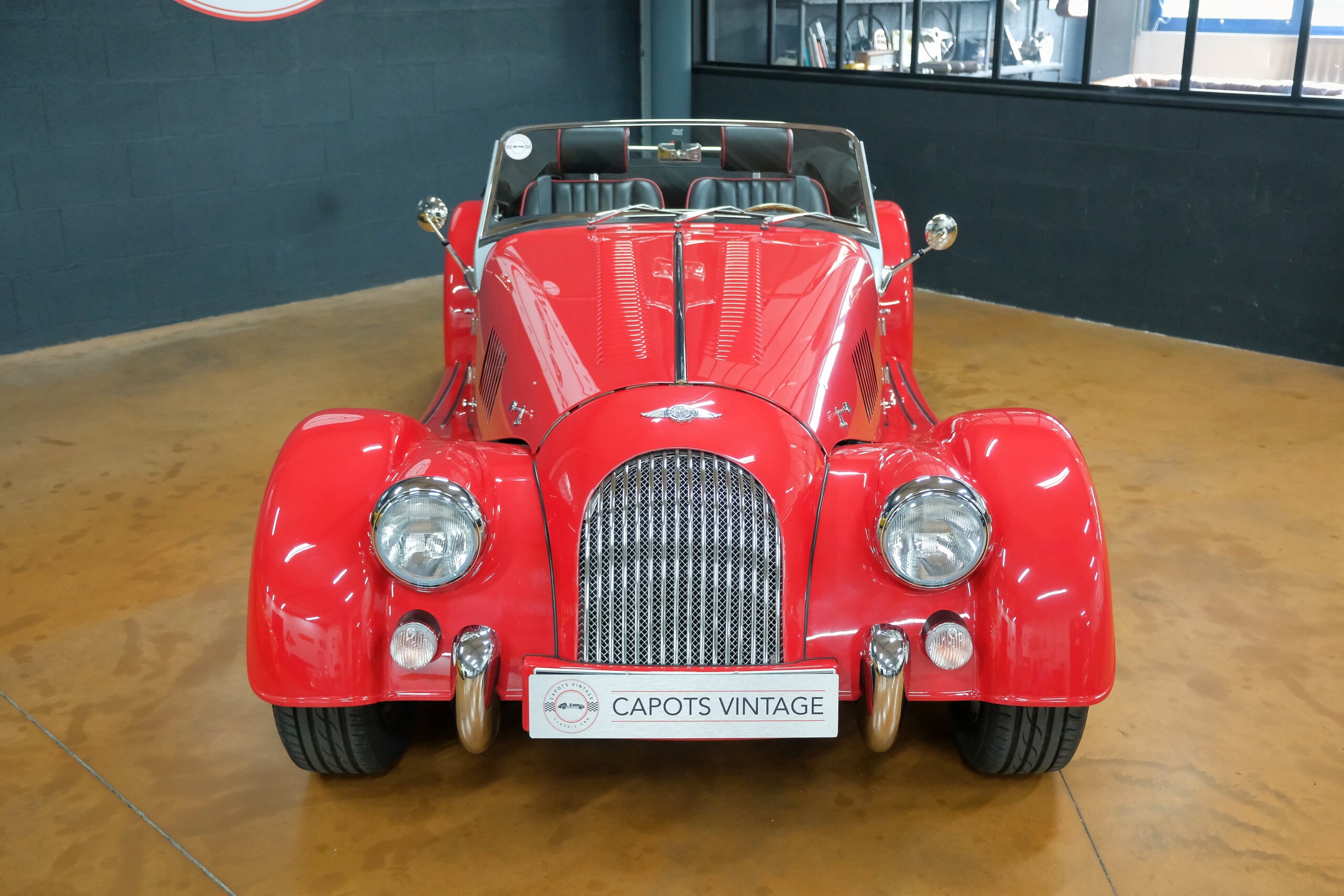 MORGAN PLUS 4 SPORT RED | CAPOTS VINTAGE 9