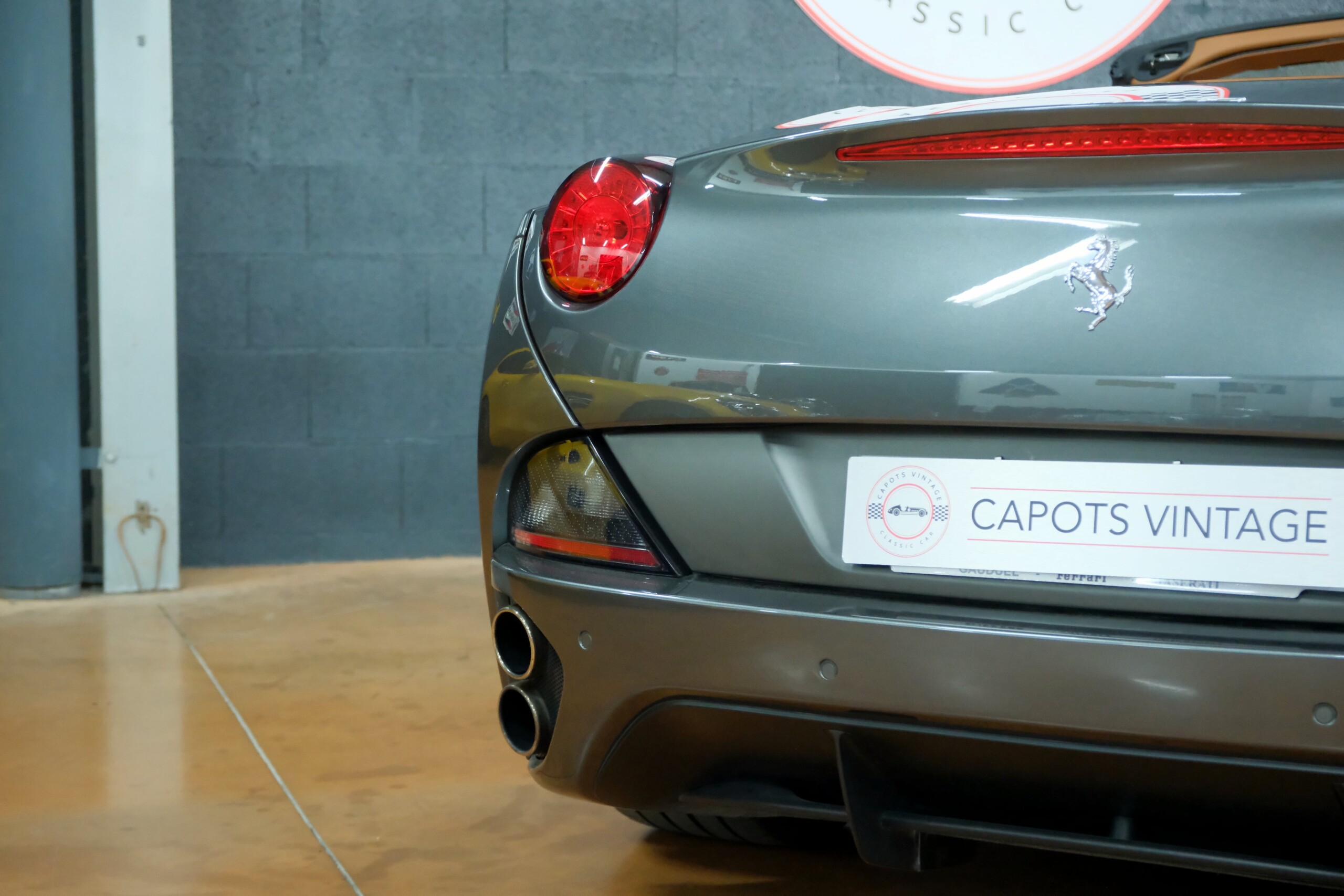 FERRARI CALIFORNIA | CAPOTS VINTAGE 33