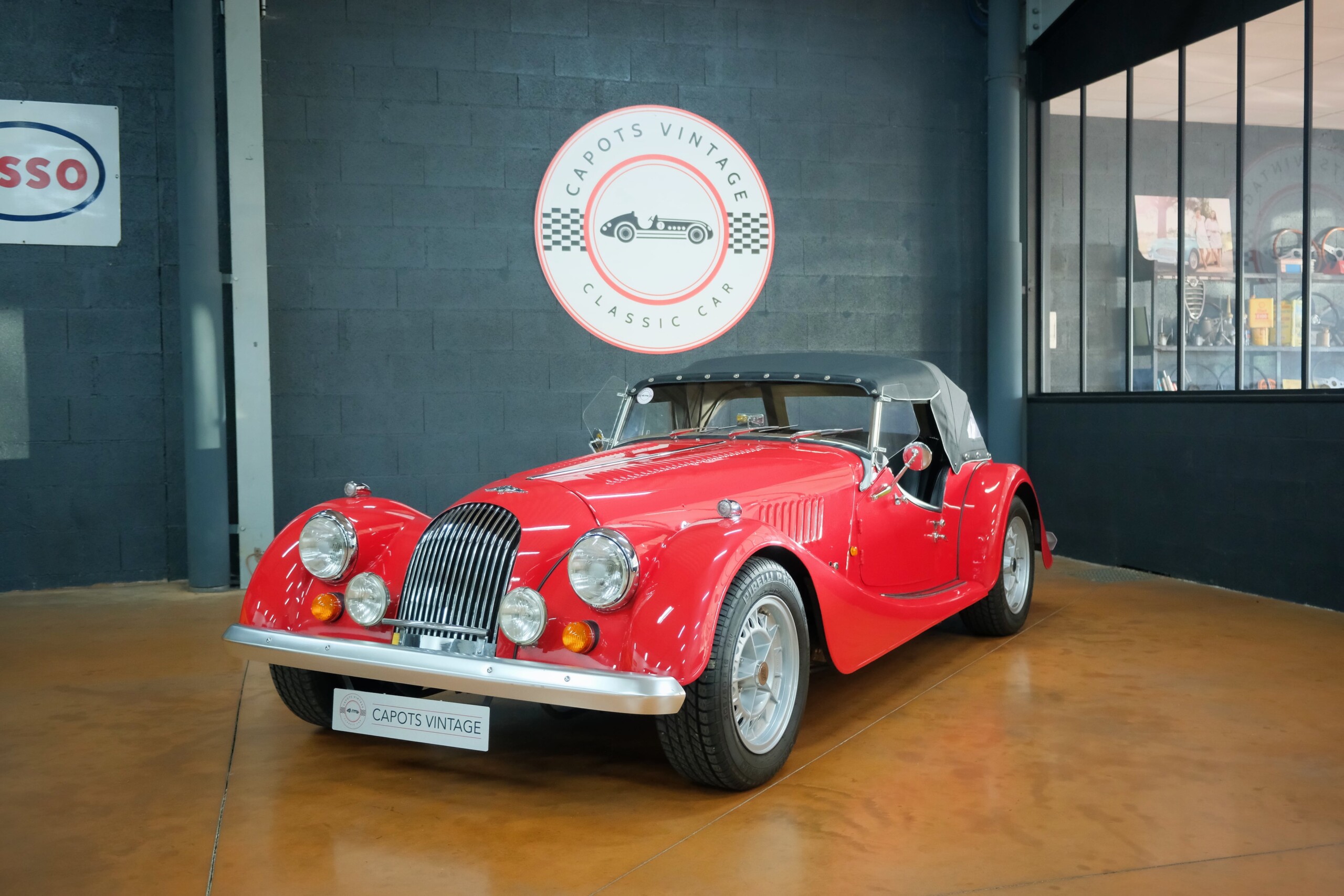 MORGAN PLUS 8 SPORT RED | CAPOTS VINTAGE 6