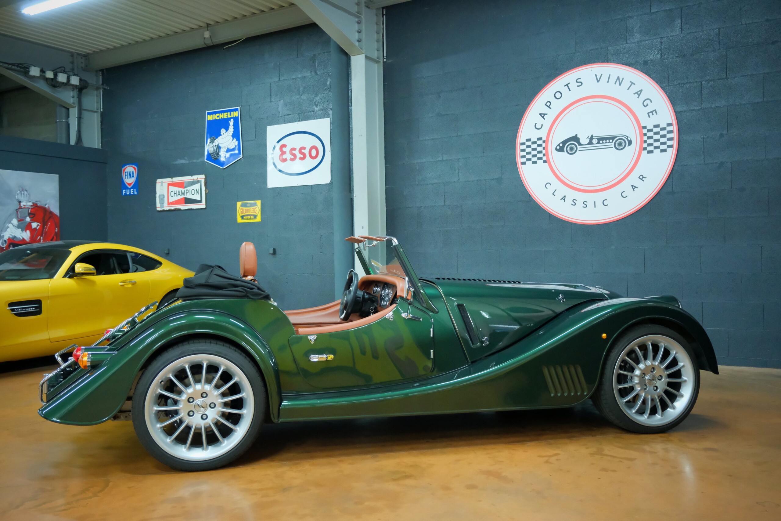 MORGAN PLUS SIX EMERALD | CAPOTS VINTAGE 27