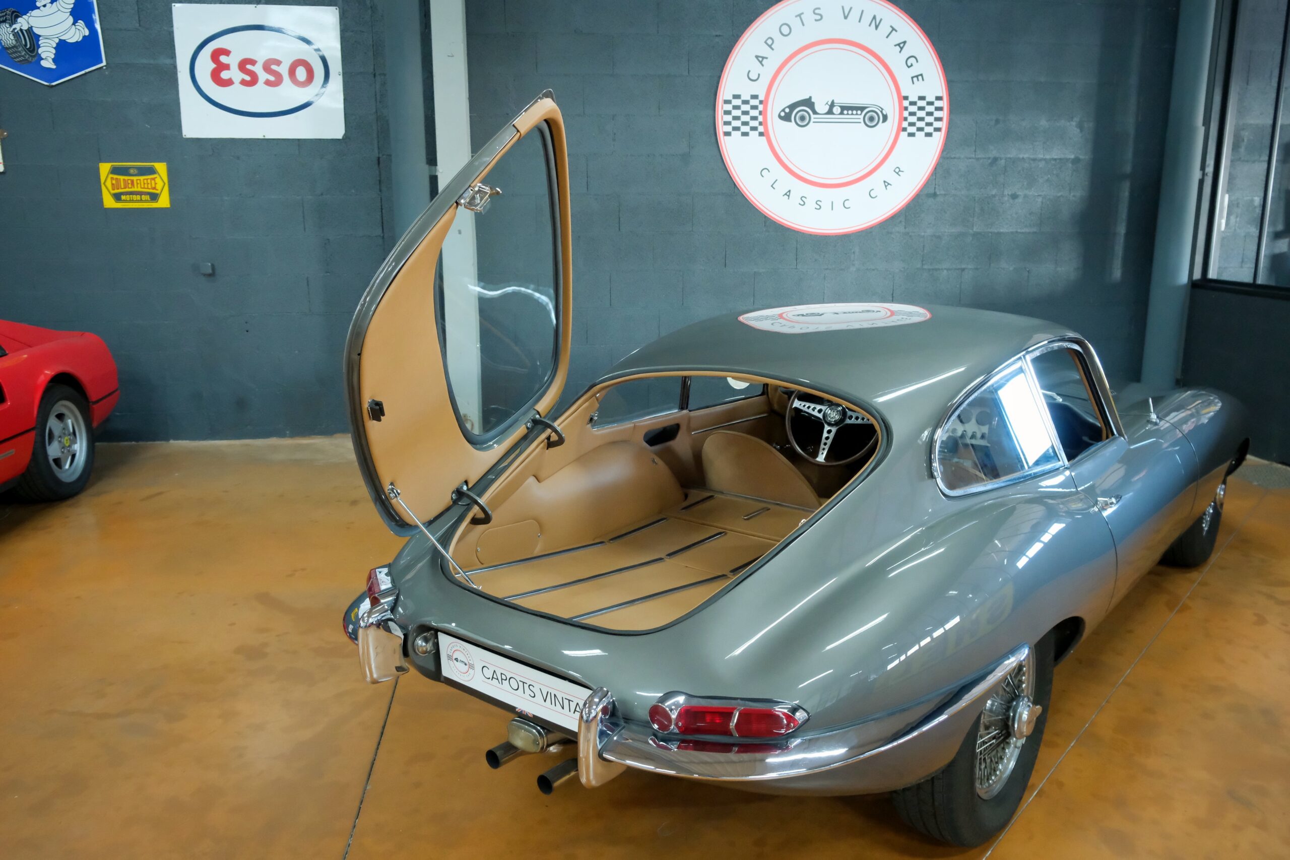 JAGUAR TYPE E SÉRIE 1 3.8L COUPÉ | CAPOTS VINTAGE 11