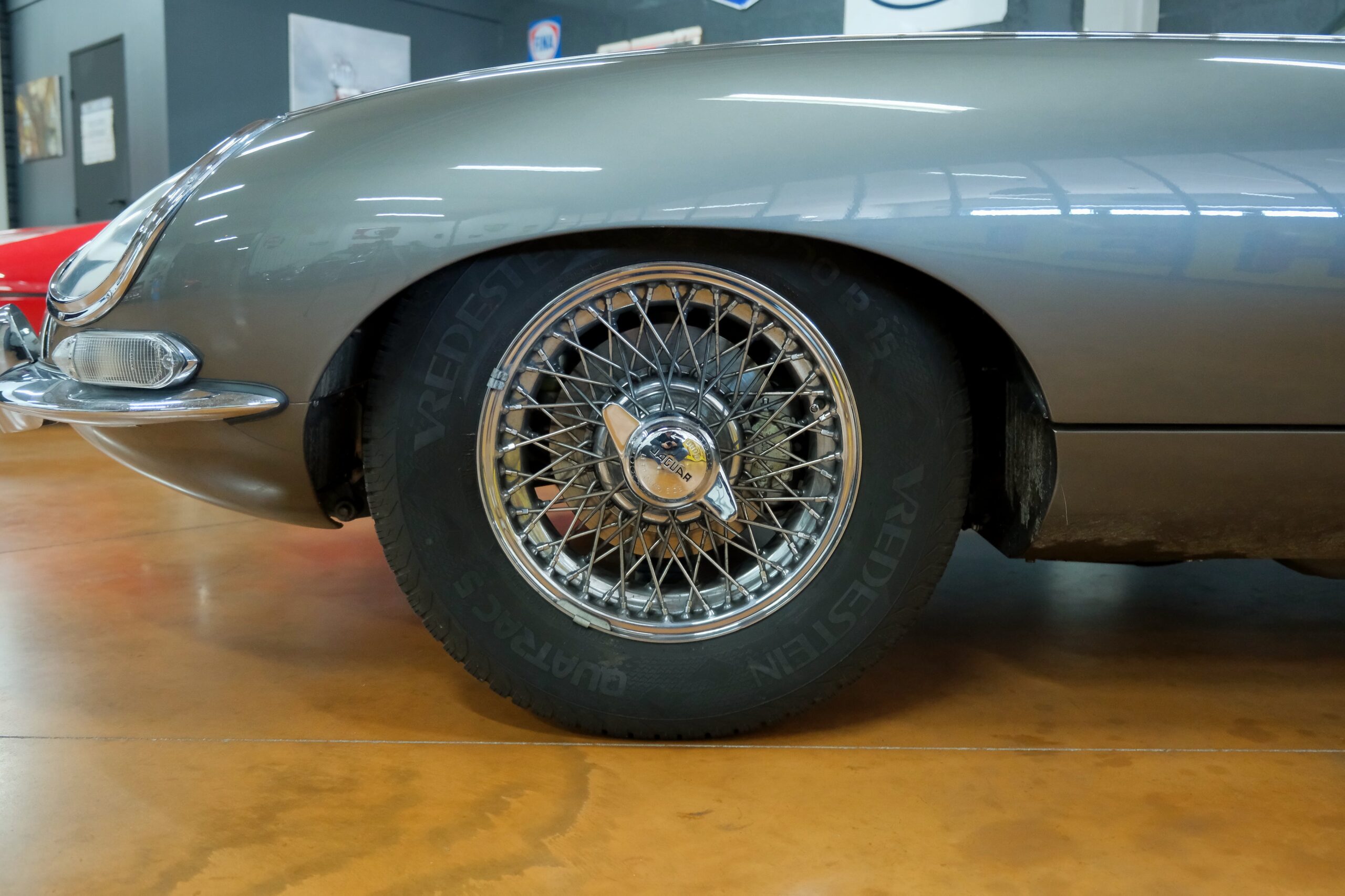 JAGUAR TYPE E SÉRIE 1 3.8L COUPÉ | CAPOTS VINTAGE 28