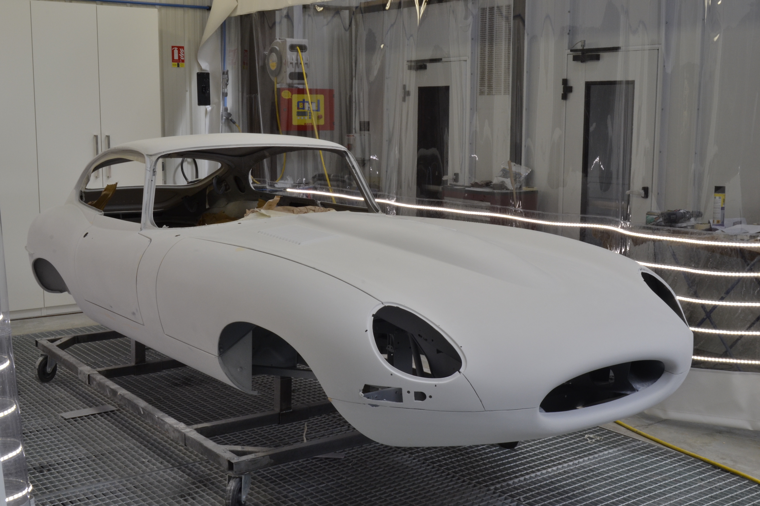 JAGUAR TYPE E SÉRIE 1 3.8L COUPÉ | CAPOTS VINTAGE 47