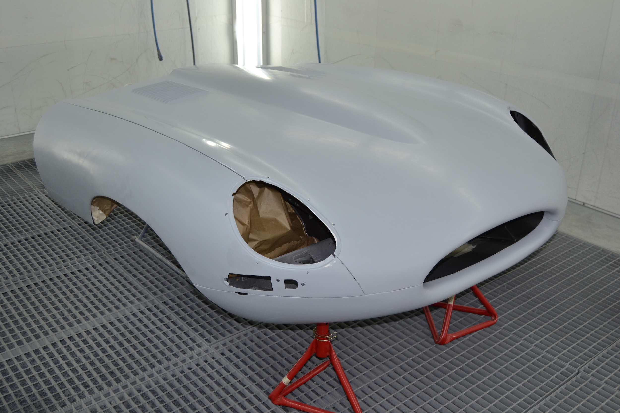 JAGUAR TYPE E SÉRIE 1 3.8L COUPÉ | CAPOTS VINTAGE 50