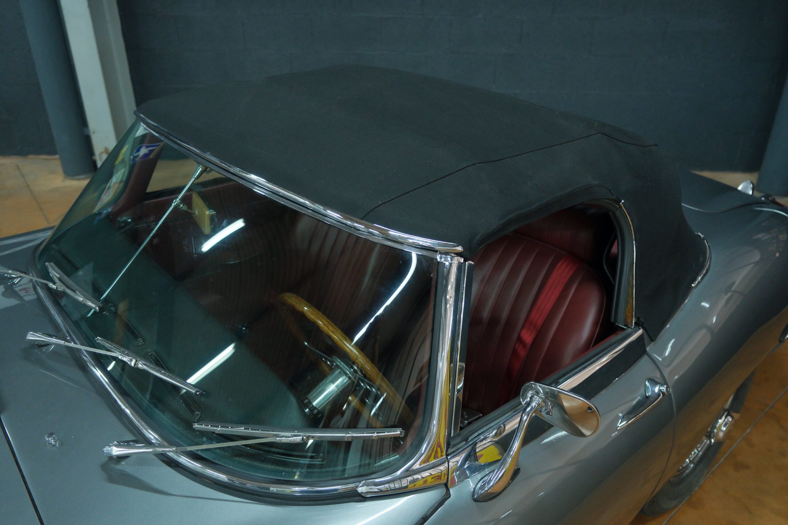 JAGUAR TYPE S1.5 GRISE 1968 | CAPOTS VINTAGE 10