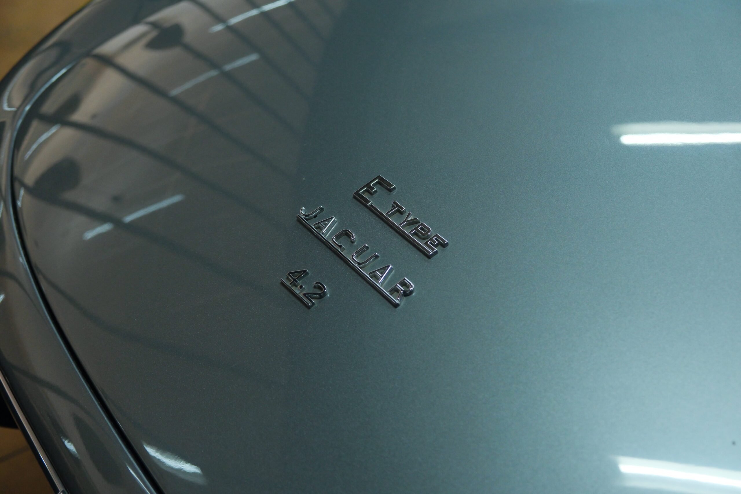 JAGUAR TYPE S1.5 GRISE 1968 | CAPOTS VINTAGE 18