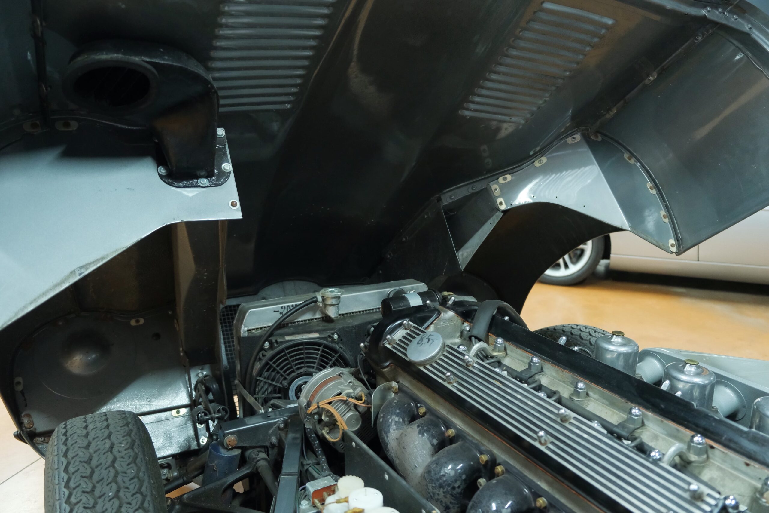 JAGUAR TYPE S1.5 GRISE 1968 | CAPOTS VINTAGE 22