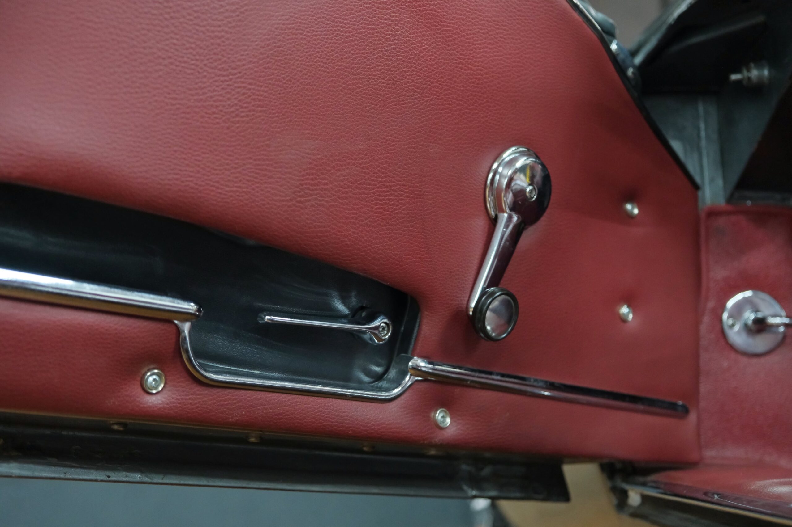 JAGUAR TYPE S1.5 GRISE 1968 | CAPOTS VINTAGE 29