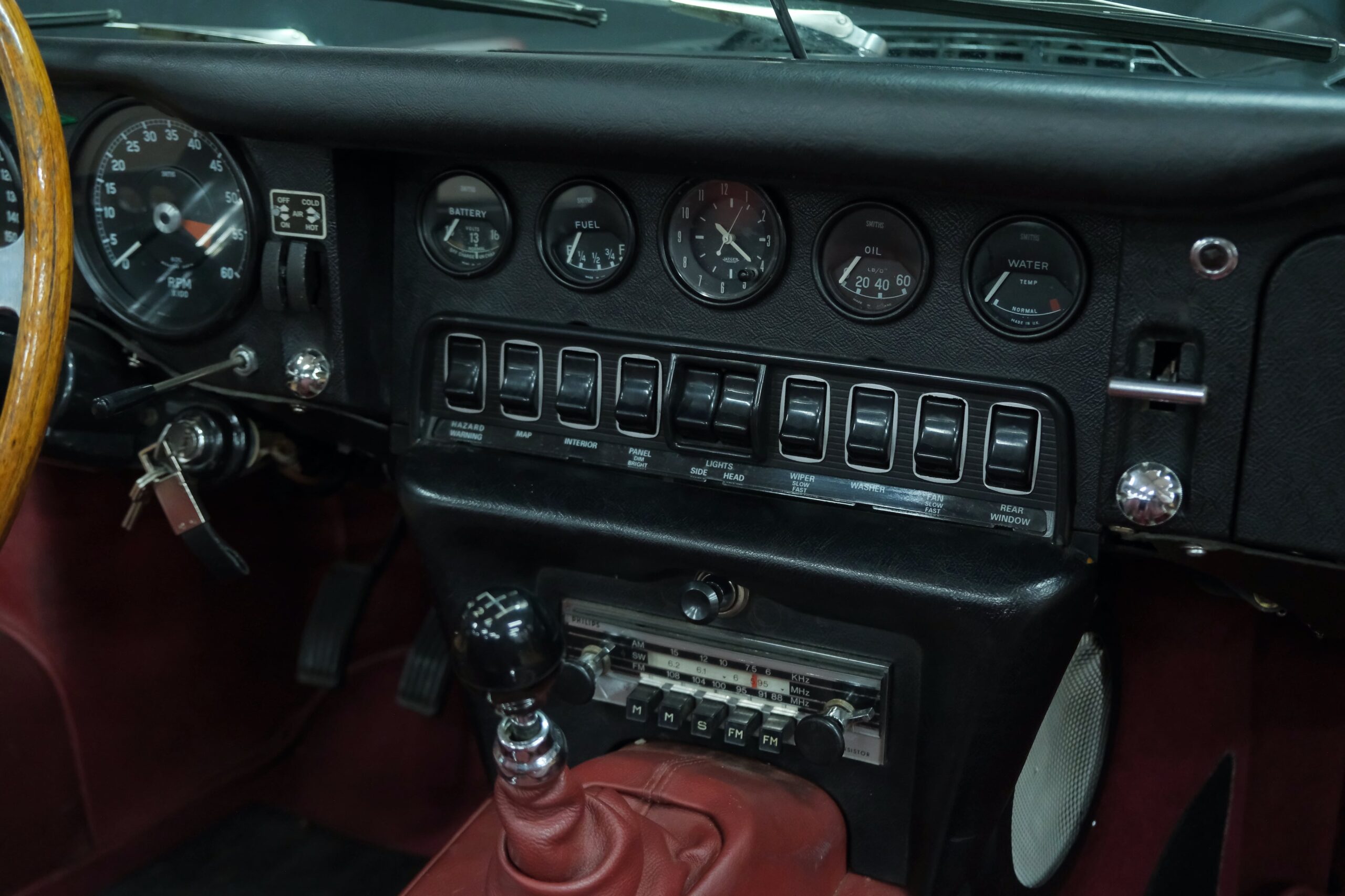 JAGUAR TYPE S1.5 GRISE 1968 | CAPOTS VINTAGE 34