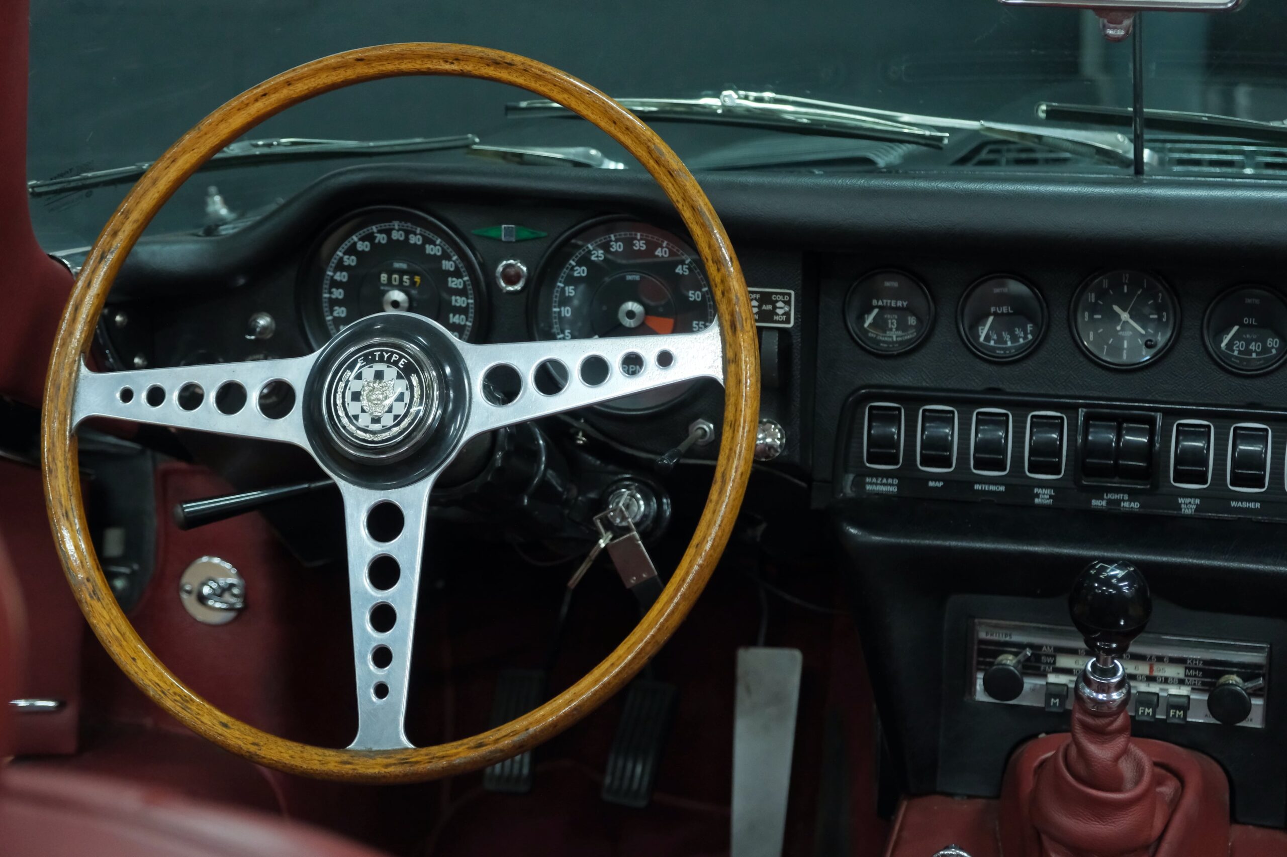 JAGUAR TYPE S1.5 GRISE 1968 | CAPOTS VINTAGE 39