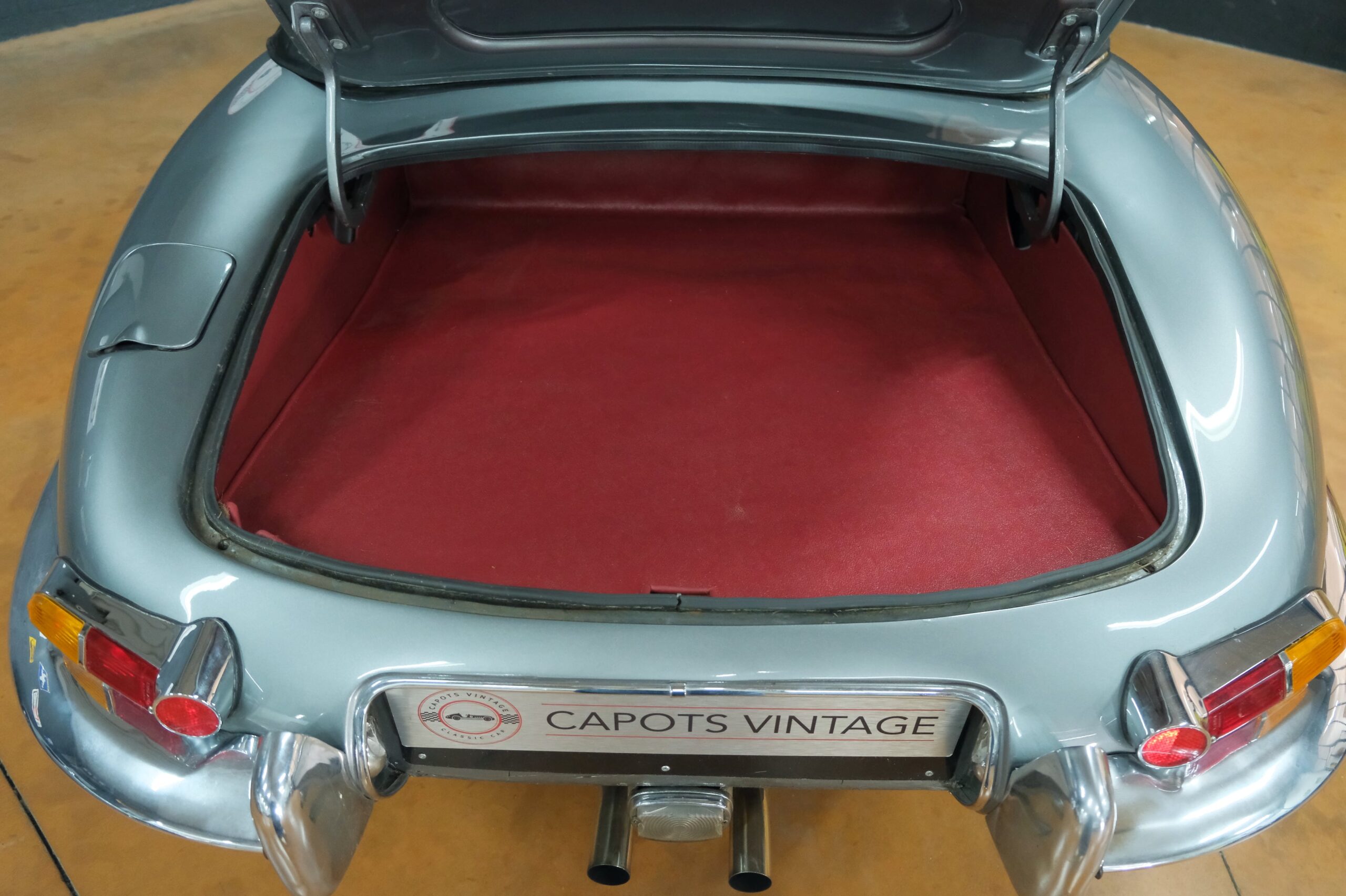 JAGUAR TYPE S1.5 GRISE 1968 | CAPOTS VINTAGE 41