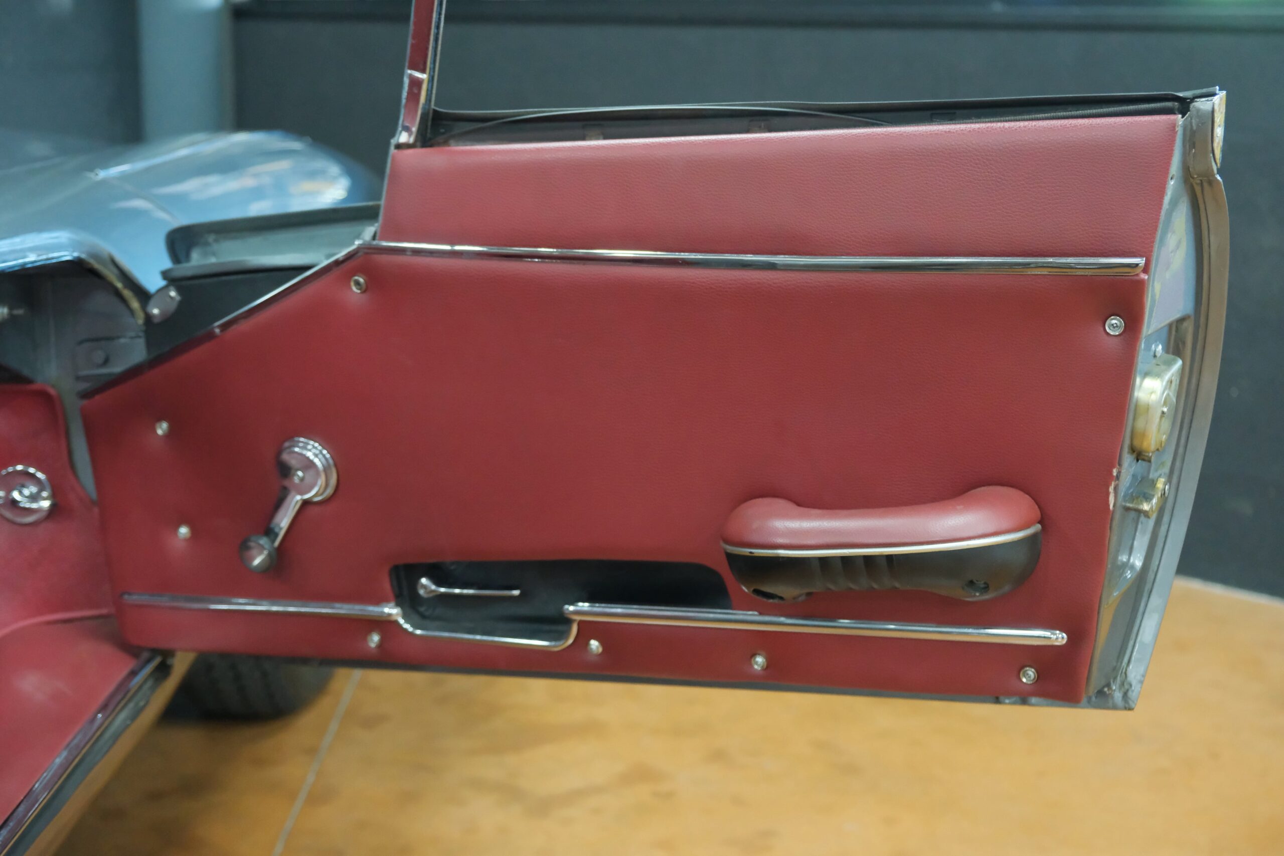 JAGUAR TYPE S1.5 GRISE 1968 | CAPOTS VINTAGE 50